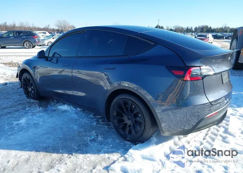 2021 Tesla Model Y Long Range Dual Motor All-Wheel Drive from USA, damaged, VIN 5YJYGDEE1MF070396